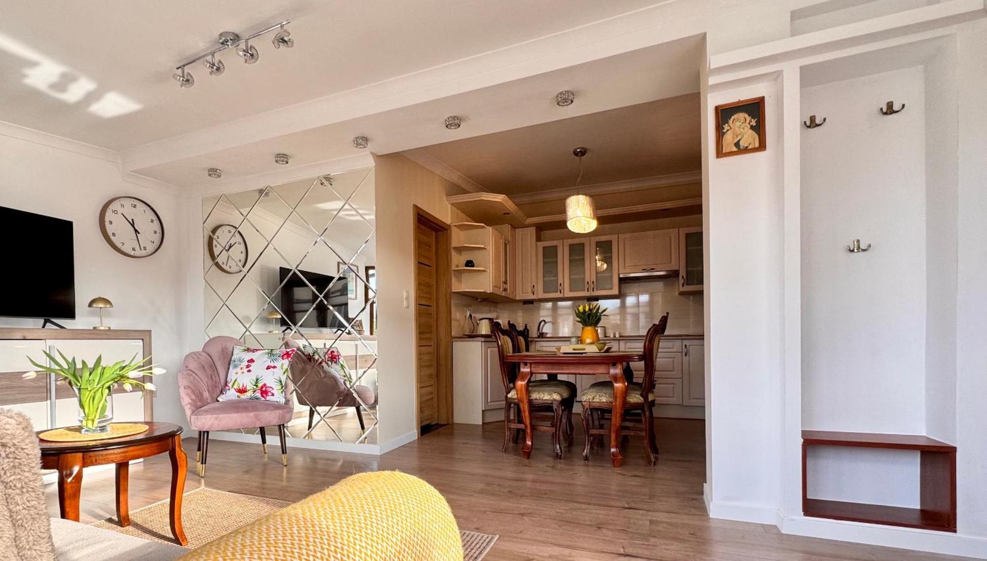 Apartamenty Marea Rentals Beniowskiego Ustka Esterno foto