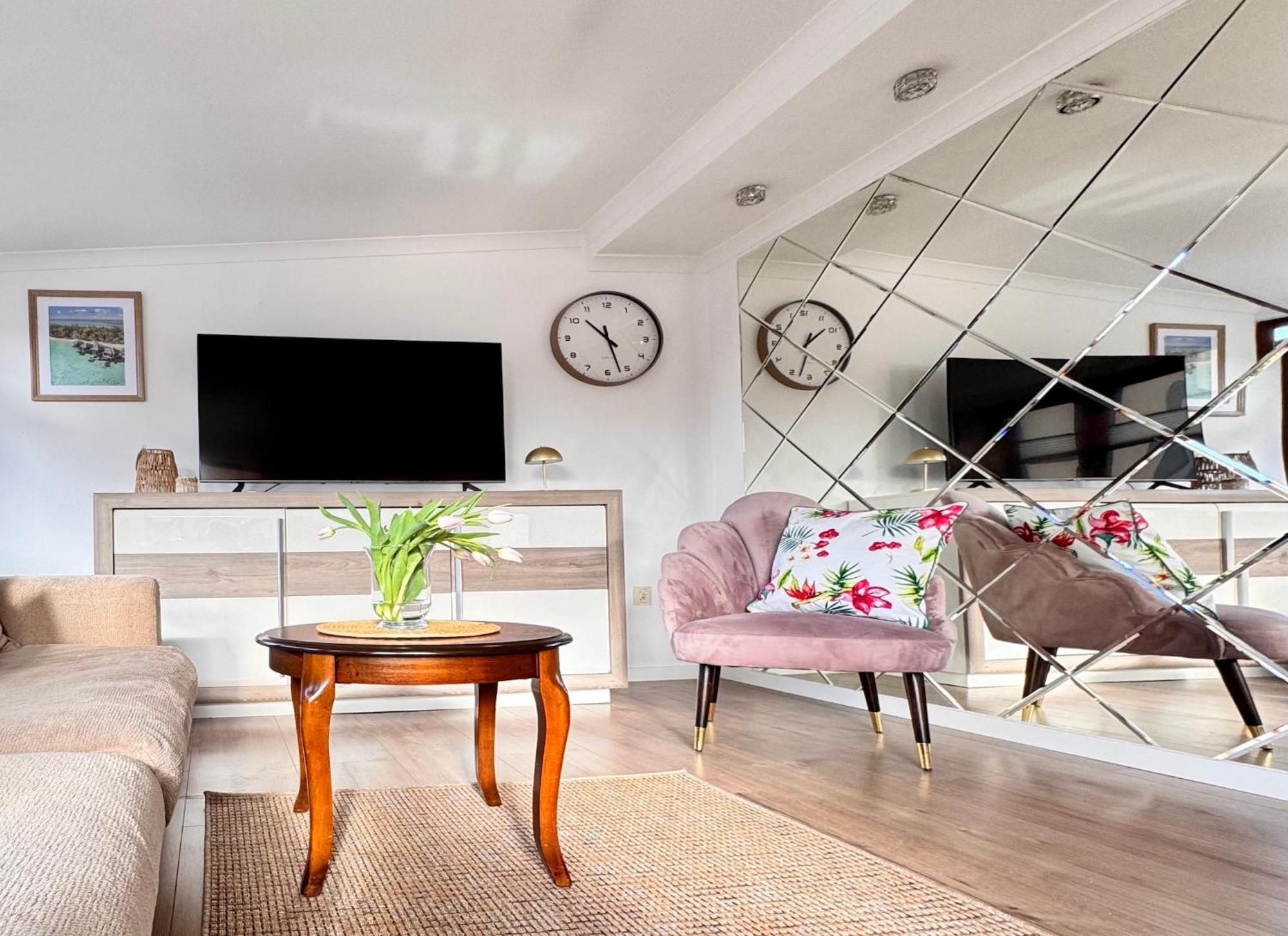 Apartamenty Marea Rentals Beniowskiego Ustka Esterno foto